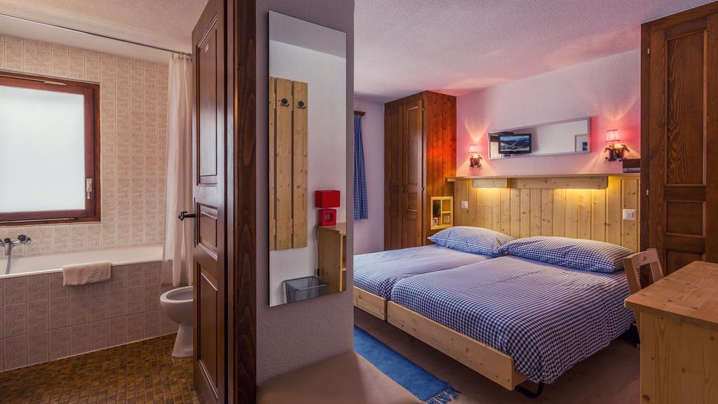 Hotel Mirabeau เวอร์บิเอร์ ภายนอก รูปภาพ