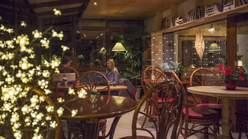 Hotel Mirabeau เวอร์บิเอร์ ภายนอก รูปภาพ