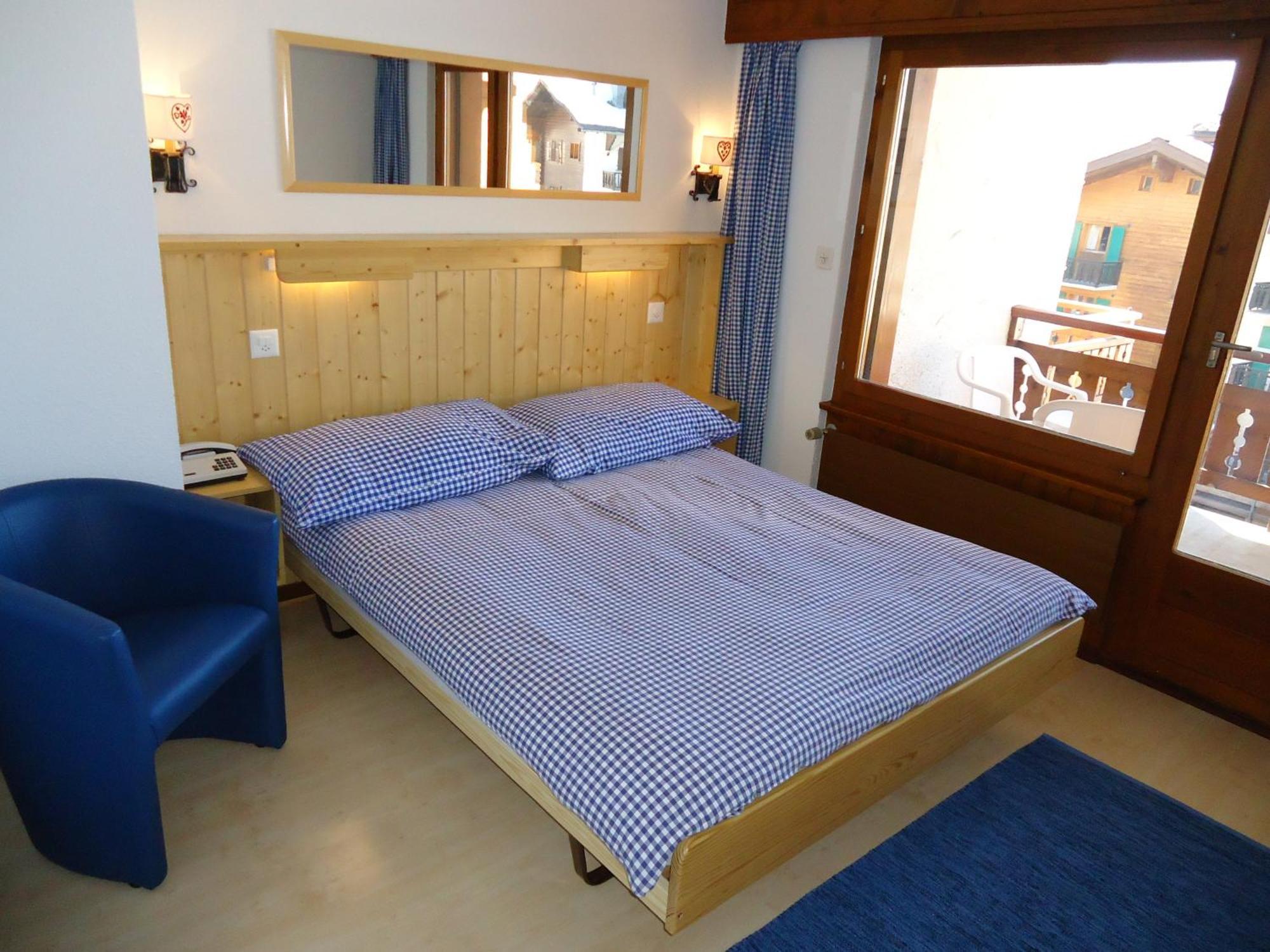 Hotel Mirabeau เวอร์บิเอร์ ภายนอก รูปภาพ